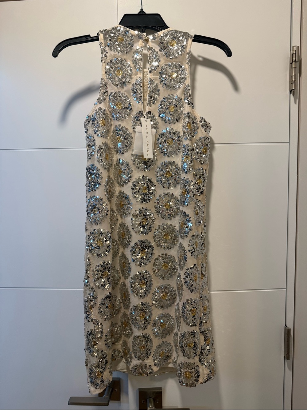 Trina Turk Sequin Floral Cocktail Mini Dress – Ivory/Silver – NWT